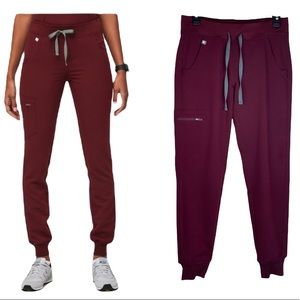 FIGS Zamora Jogger Scrub pants burgundy color size XSP